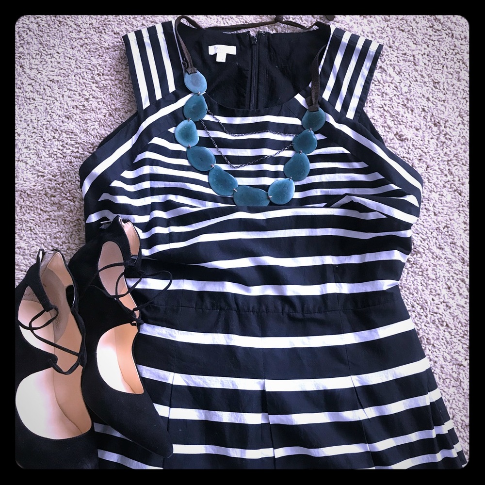 Dress with pockets